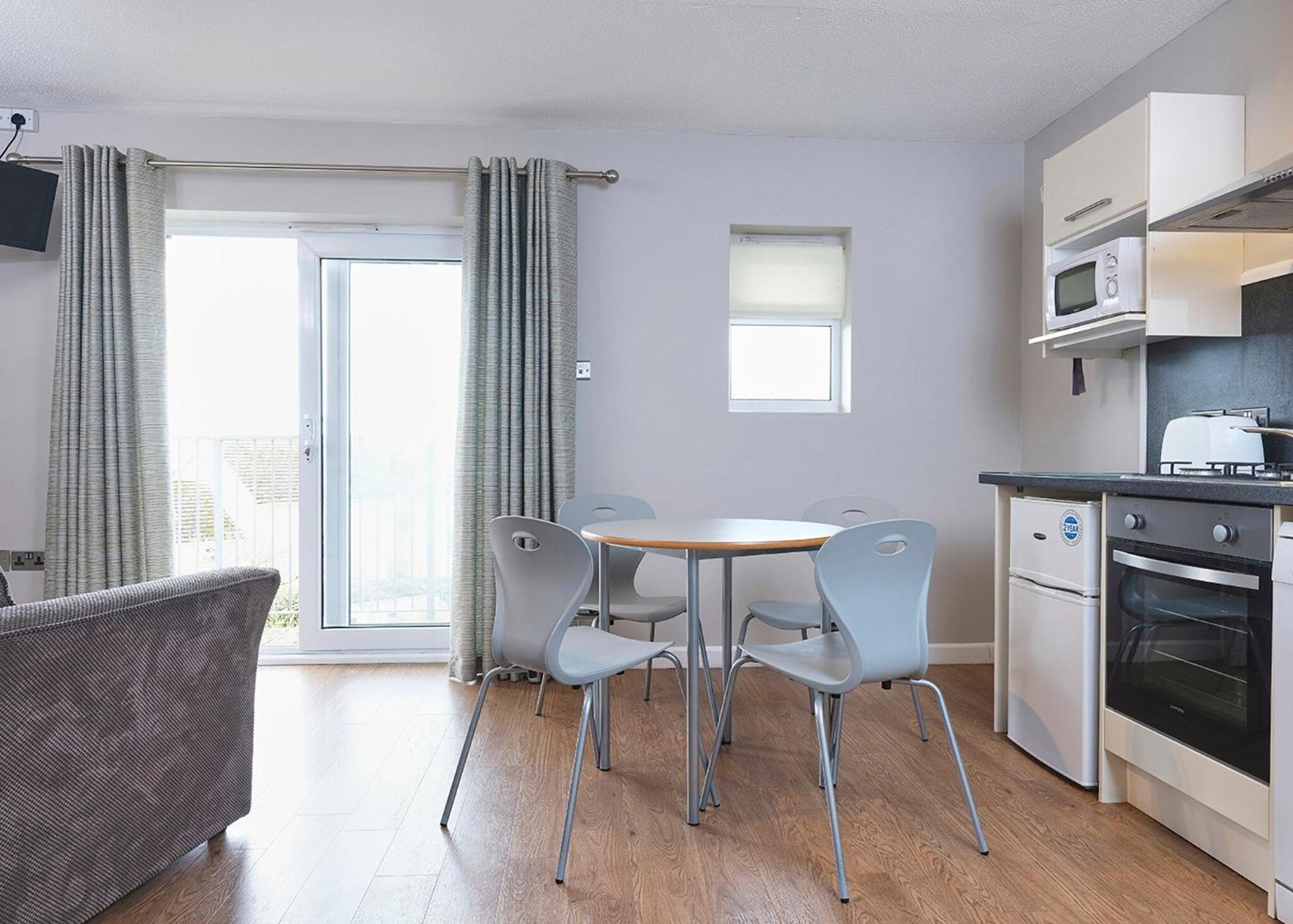 Hotel Golden Coast Holiday Park Woolacombe Zimmer foto